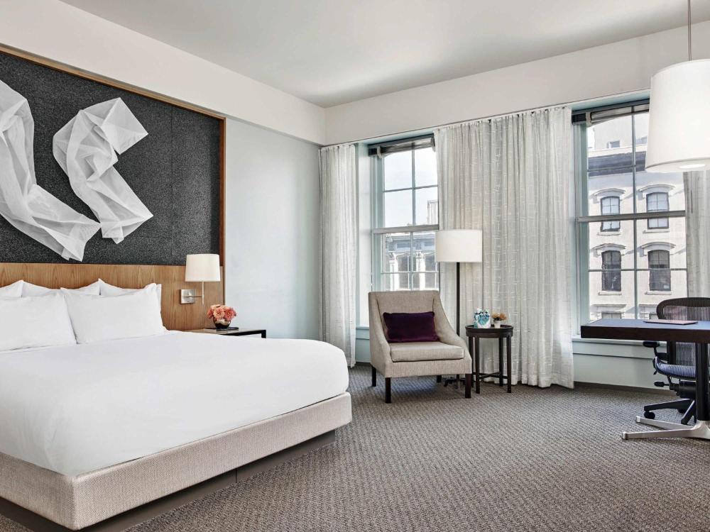 Luxury King Room interior